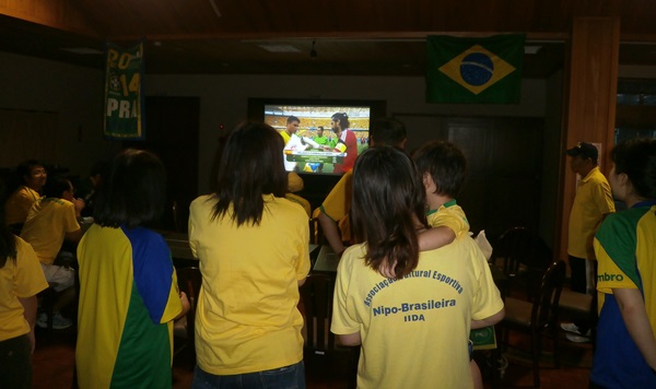 ワールドカップ観戦　飯田