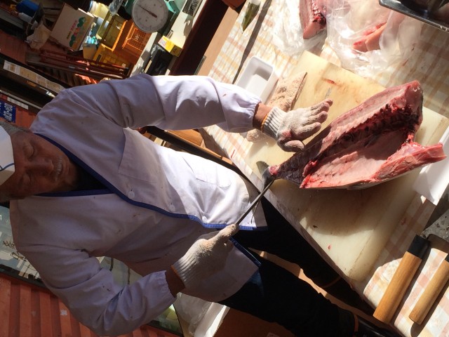 寒ブリ解体ショー　あざれあ